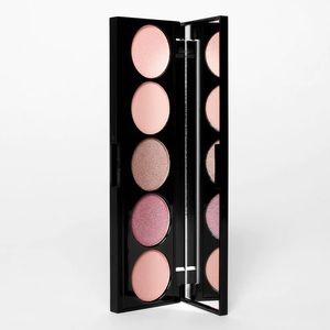 Laritzy Cosmetics Artistry Eyeshadow Palette in Royal